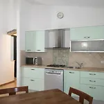 Kalema House * Geremèas