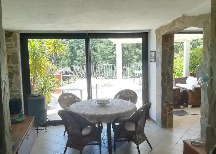 Kalema House Nyaraló